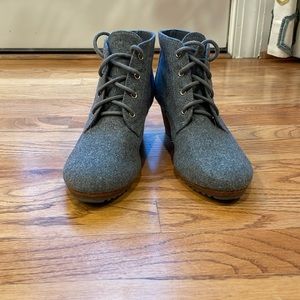 Dr. Scholls Lace Up Boots